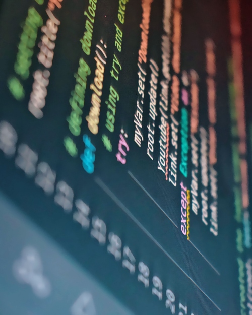 Programmeercode op een computerscherm